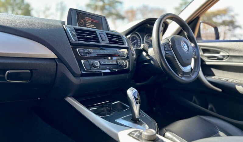 
								BMW 1 Series 118i 5-Door Auto full									