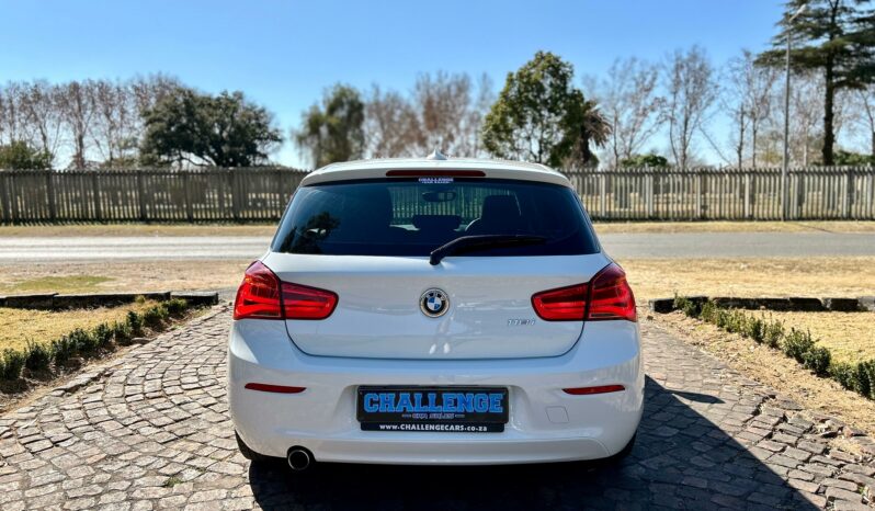 
								BMW 1 Series 118i 5-Door Auto full									