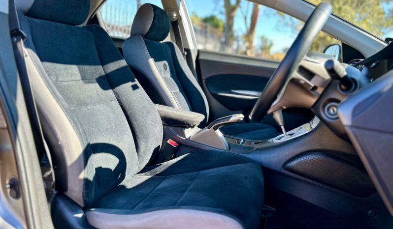 
								Honda Civic Hatch 1.8 EXi full									
