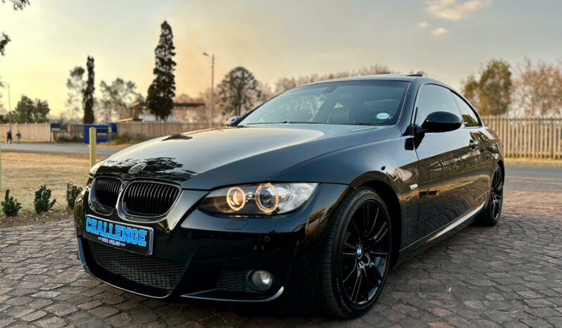 
								BMW 3 Series 325i Coupe M Sport full									