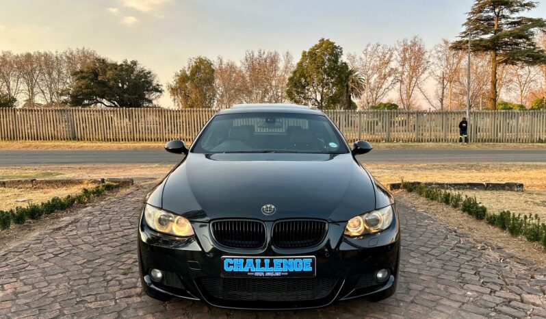 
								BMW 3 Series 325i Coupe M Sport full									