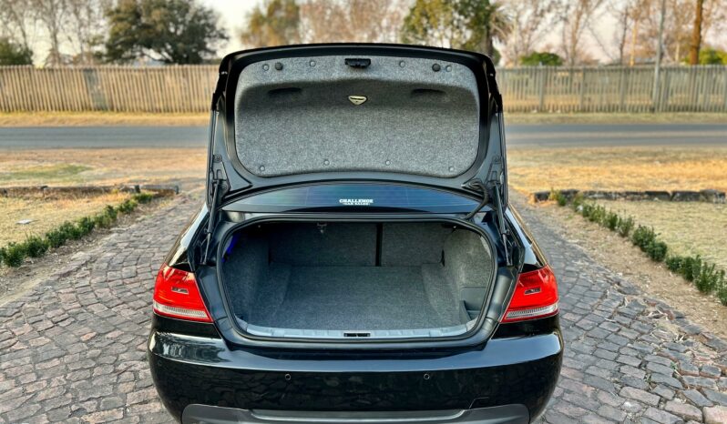 
								BMW 3 Series 325i Coupe M Sport full									