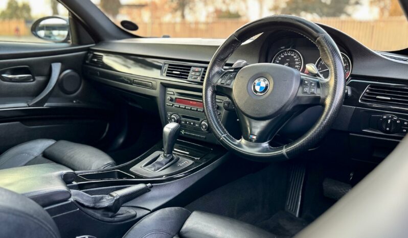 
								BMW 3 Series 325i Coupe M Sport full									