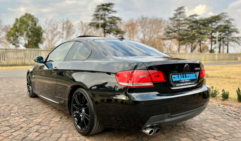 
								BMW 3 Series 325i Coupe M Sport full									