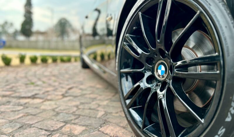 
								BMW 3 Series 325i Coupe M Sport full									