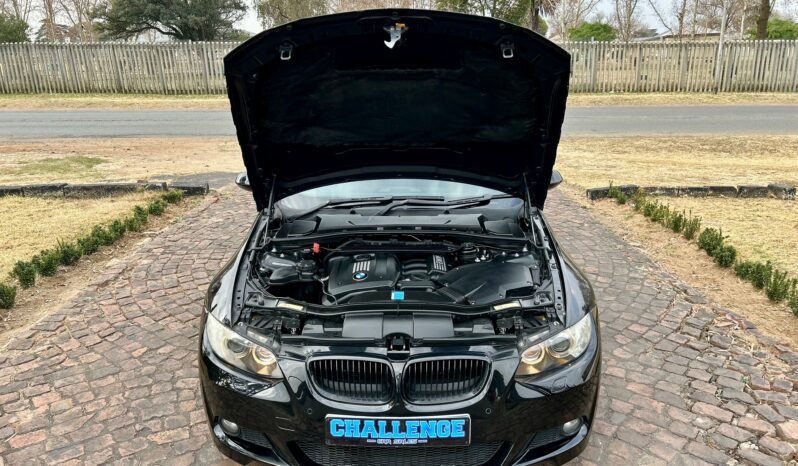 
								BMW 3 Series 325i Coupe M Sport full									
