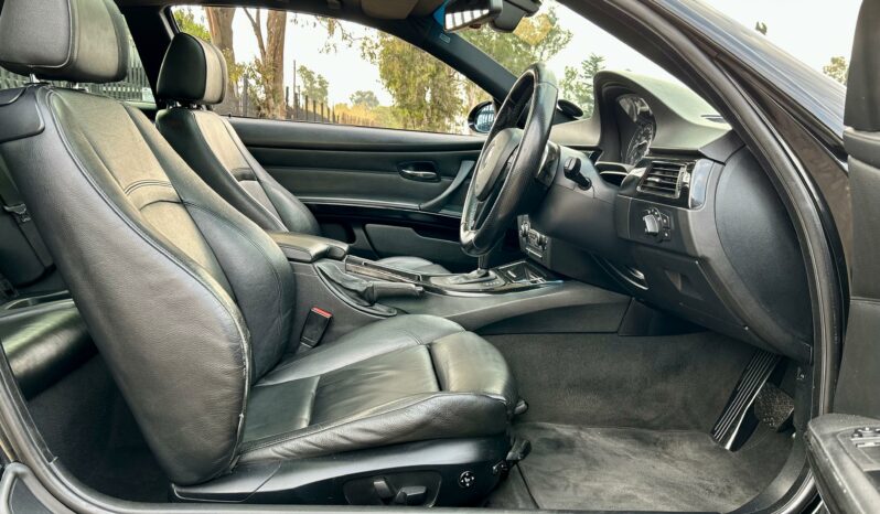 
								BMW 3 Series 325i Coupe M Sport full									