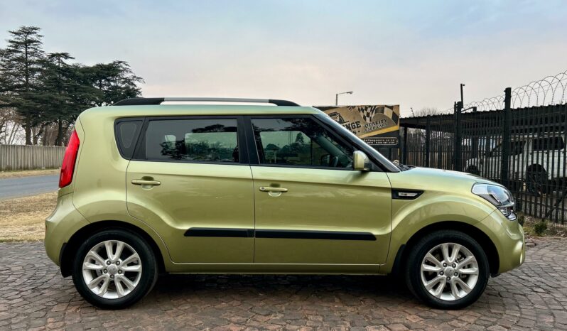 
								Kia Soul 1.6 full									