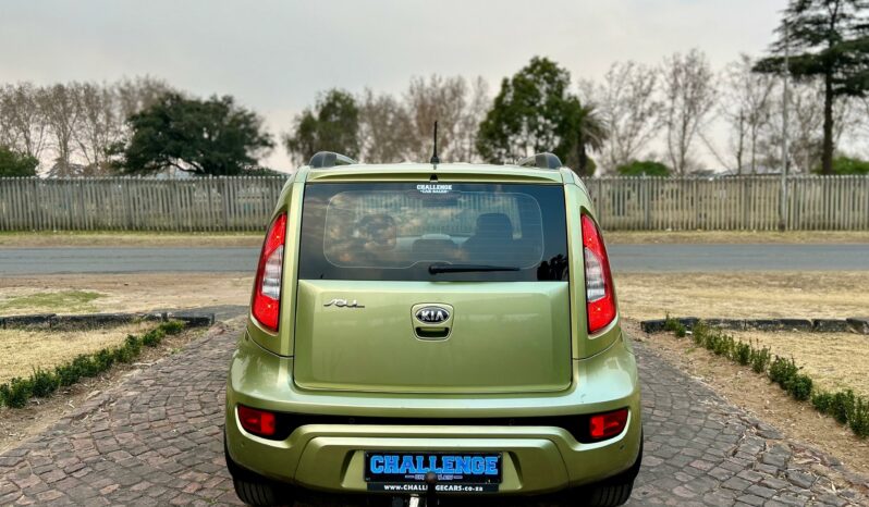 
								Kia Soul 1.6 full									