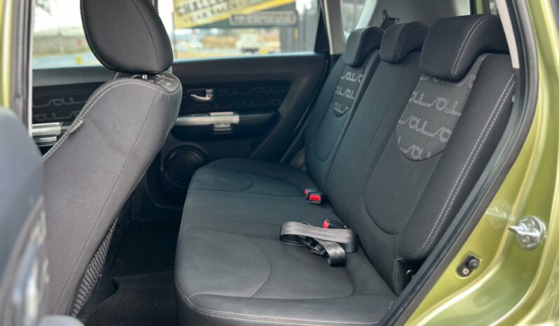
								Kia Soul 1.6 full									
