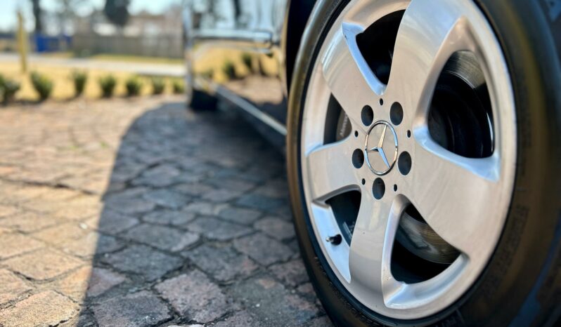 
								Mercedes-Benz E-Class E350 Avantgarde full									