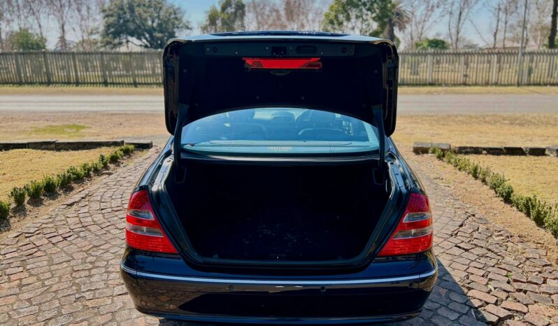 
								Mercedes-Benz E-Class E350 Avantgarde full									