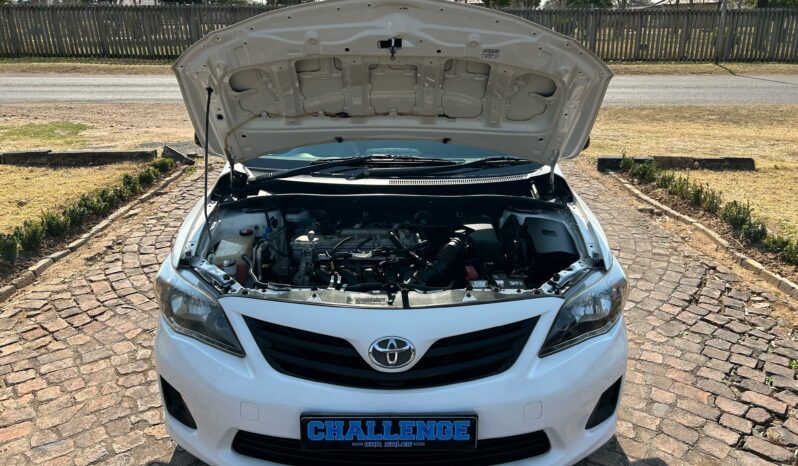 
								Toyota Corolla Quest 1.6 full									
