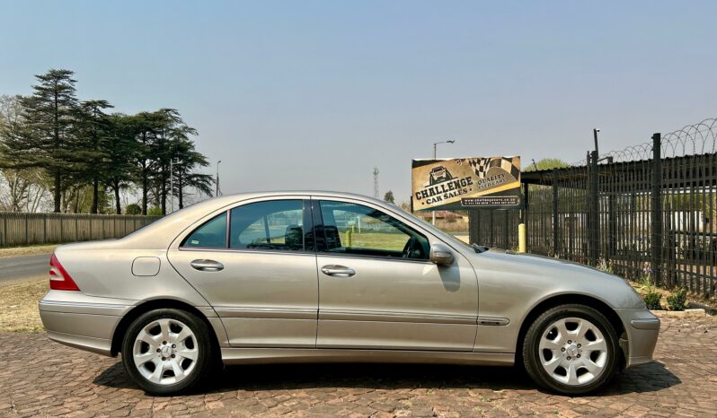 
								Mercedes-Benz C-Class – 1UZ Lexus V8 full									