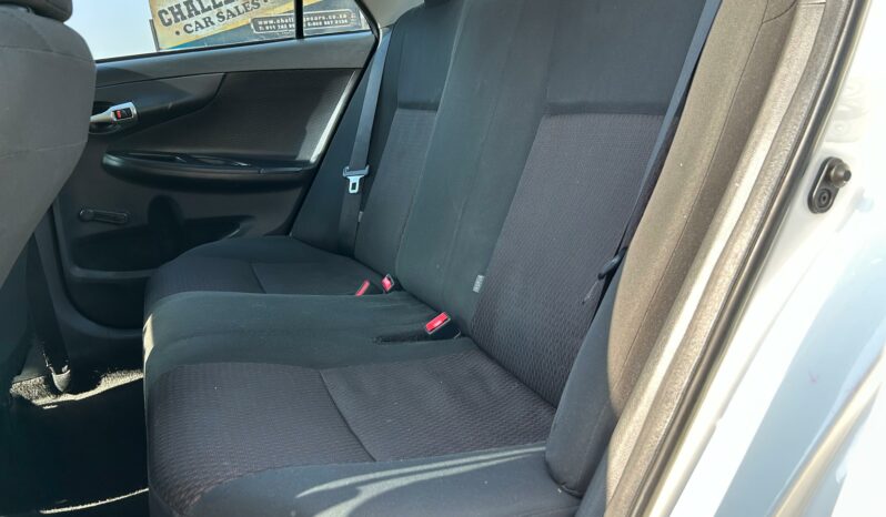 
								Toyota Corolla Quest 1.6 full									