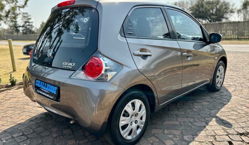 
								Honda Brio Hatch 1.2 Comfort full									