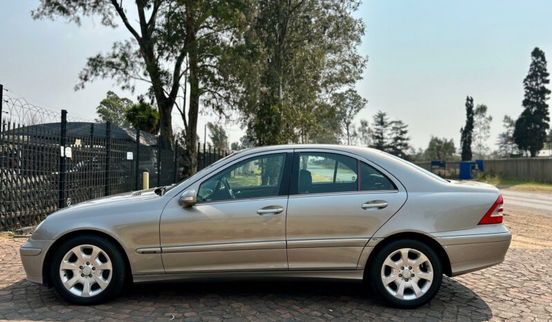 
								Mercedes-Benz C-Class – 1UZ Lexus V8 full									