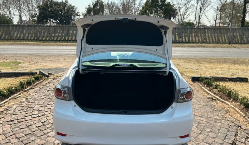 
								Toyota Corolla Quest 1.6 full									