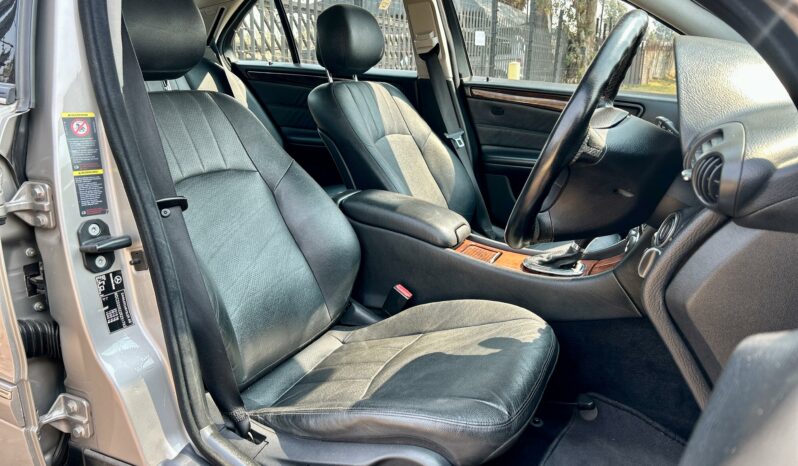 
								Mercedes-Benz C-Class – 1UZ Lexus V8 full									