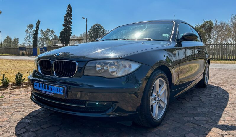 
								BMW 1 Series 116i 3-Door full									