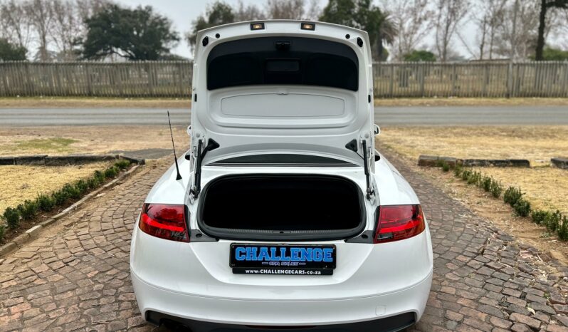 
								Audi TT 2.0T Roadster Auto full									