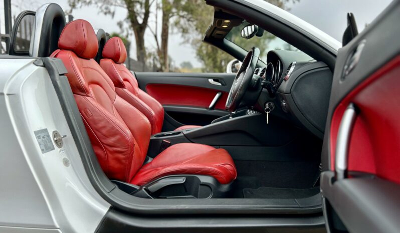 
								Audi TT 2.0T Roadster Auto full									