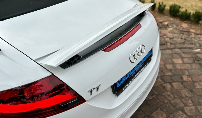 
								Audi TT 2.0T Roadster Auto full									