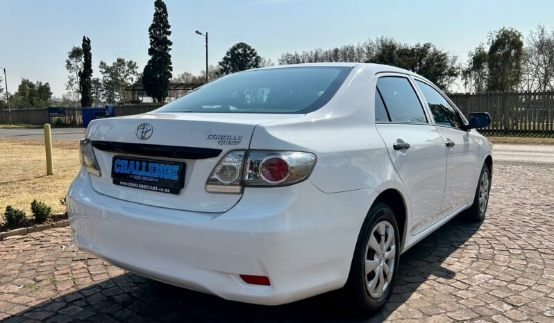
								Toyota Corolla Quest 1.6 full									