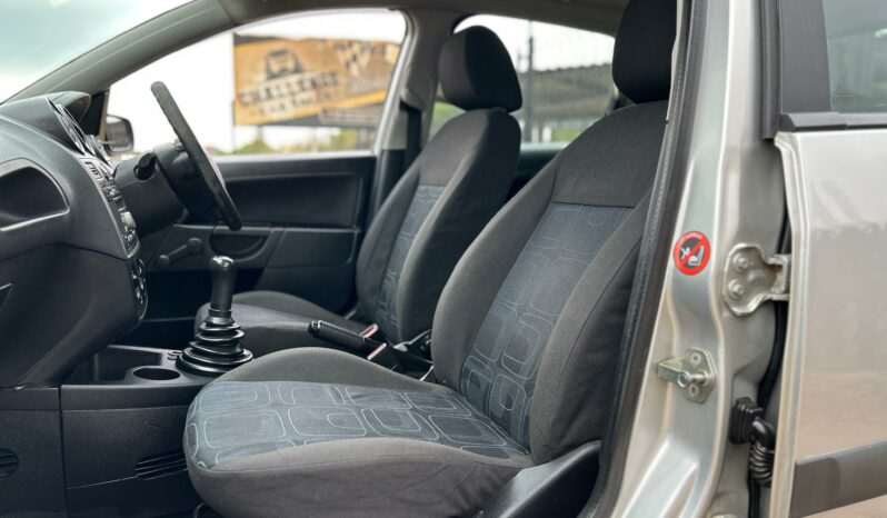 
								Ford Fiesta 1.4i 5-Door full									
