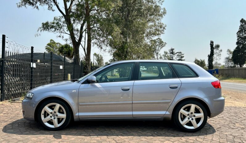 
								Audi A3 Sportback 2.0T Ambition DSG full									