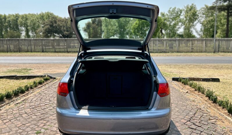 
								Audi A3 Sportback 2.0T Ambition DSG full									