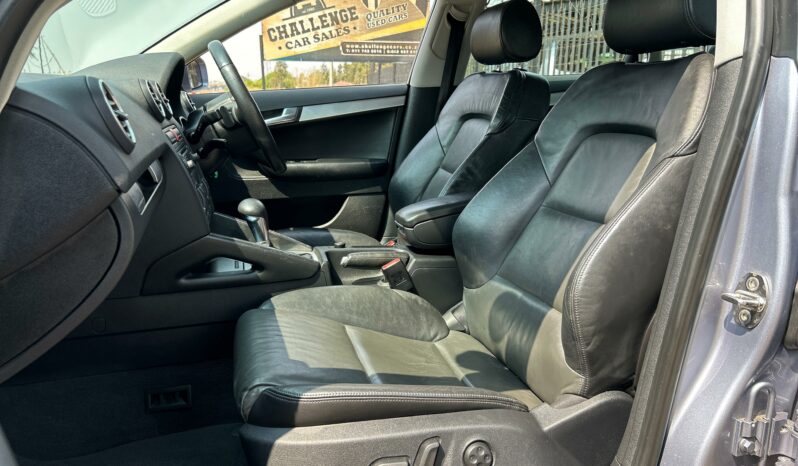 
								Audi A3 Sportback 2.0T Ambition DSG full									