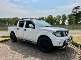Nissan Navara 2.5dCi Double Cab XE