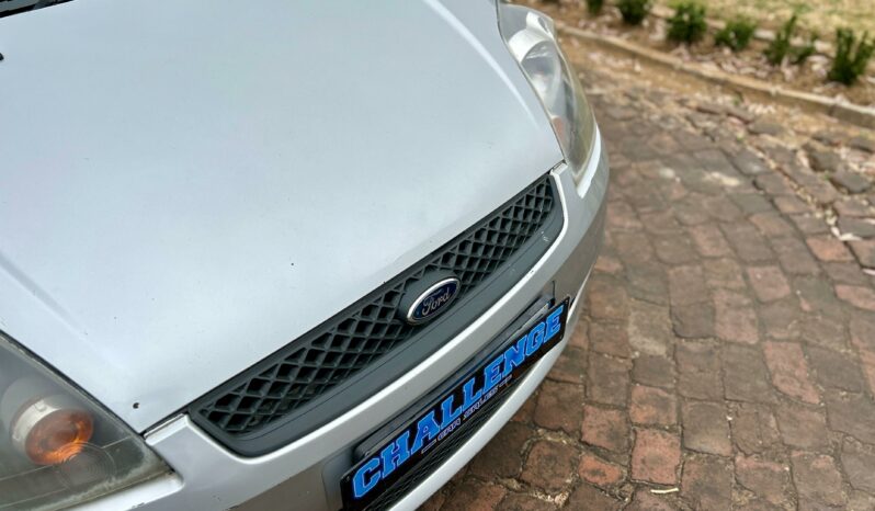 
								Ford Fiesta 1.4i 5-Door full									