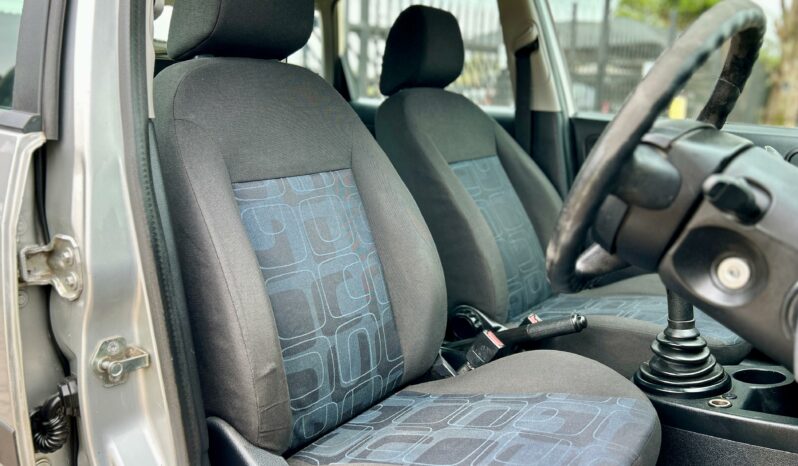 
								Ford Fiesta 1.4i 5-Door full									