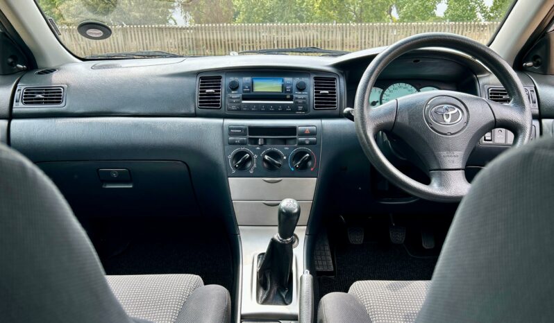 
								Toyota RunX 140i RT full									