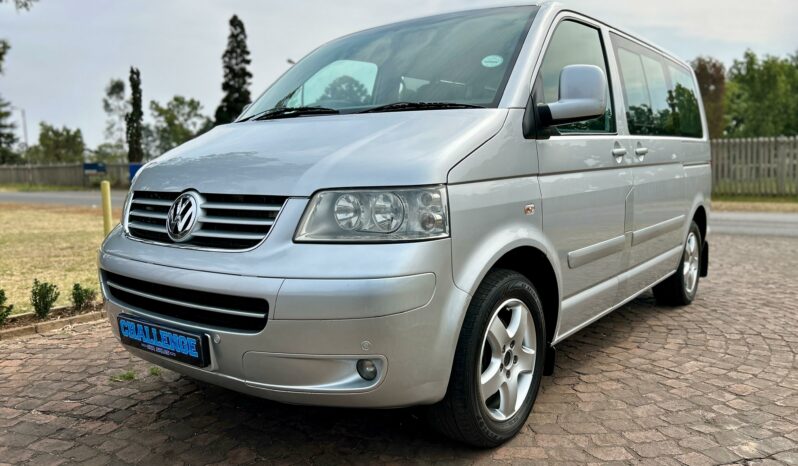 
								Volkswagen Caravelle T5 2.5 TDI (128kW) Auto full									