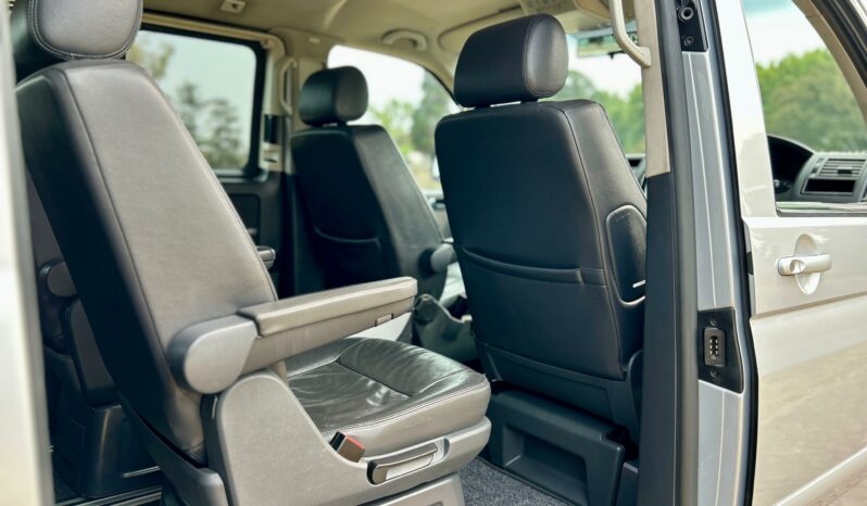 
								Volkswagen Caravelle T5 2.5 TDI (128kW) Auto full									