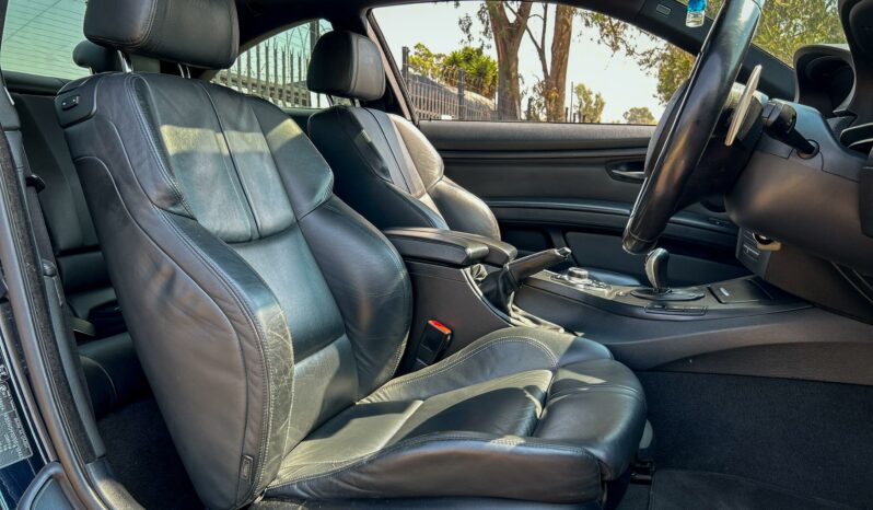 
								BMW M3 Coupe Auto full									