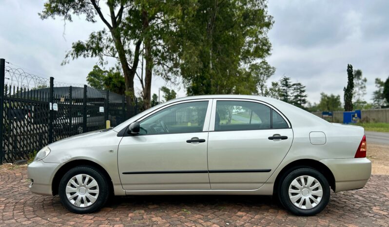 
								Toyota Corolla 140i full									