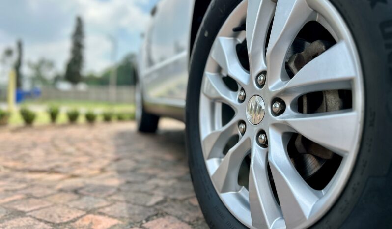 
								Suzuki SX4 2.0 Auto full									