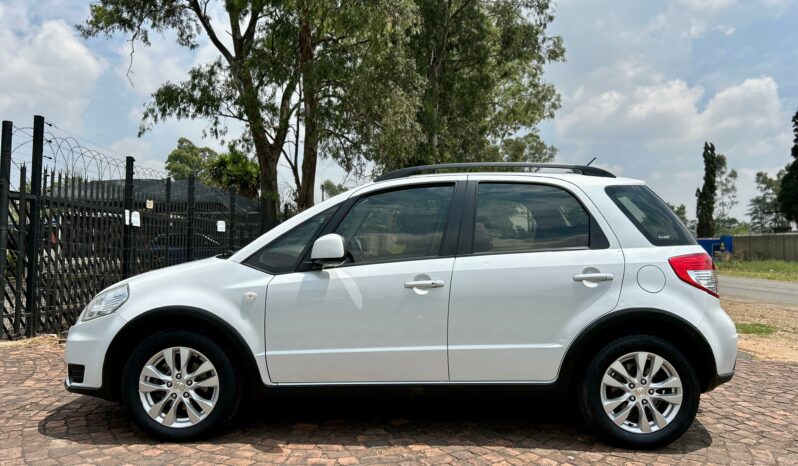 
								Suzuki SX4 2.0 Auto full									