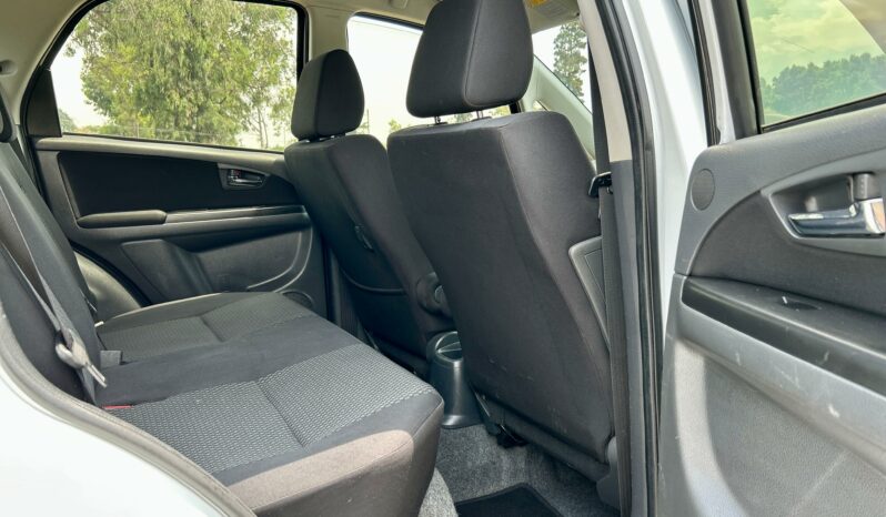 
								Suzuki SX4 2.0 Auto full									