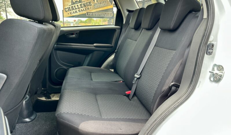 
								Suzuki SX4 2.0 Auto full									