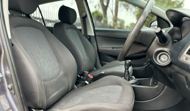 
								Hyundai i20 1.4 full									