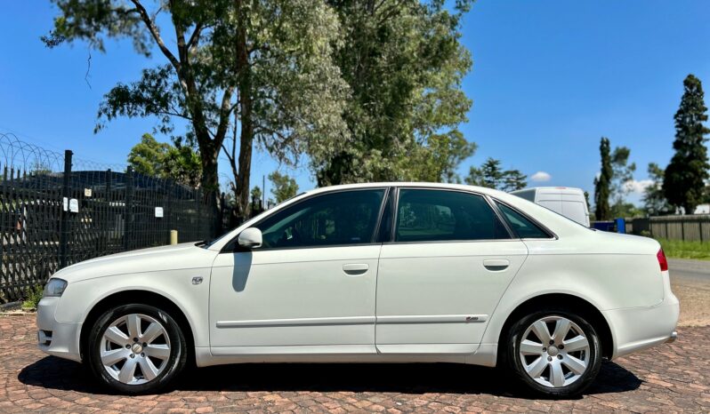 
								Audi A4 2.0 Auto full									