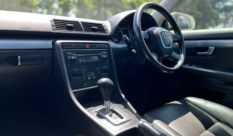 
								Audi A4 2.0 Auto full									