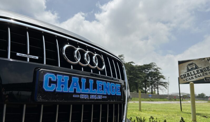 
								Audi Q7 3.0TDI Quattro full									