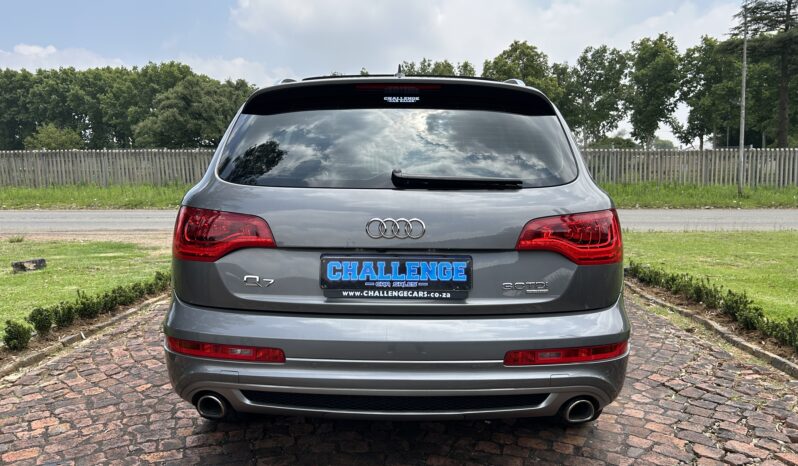 
								Audi Q7 3.0TDI Quattro full									