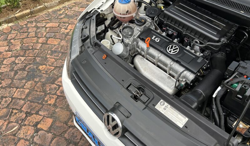 
								Volkswagen Polo 1.6 Comfortline full									